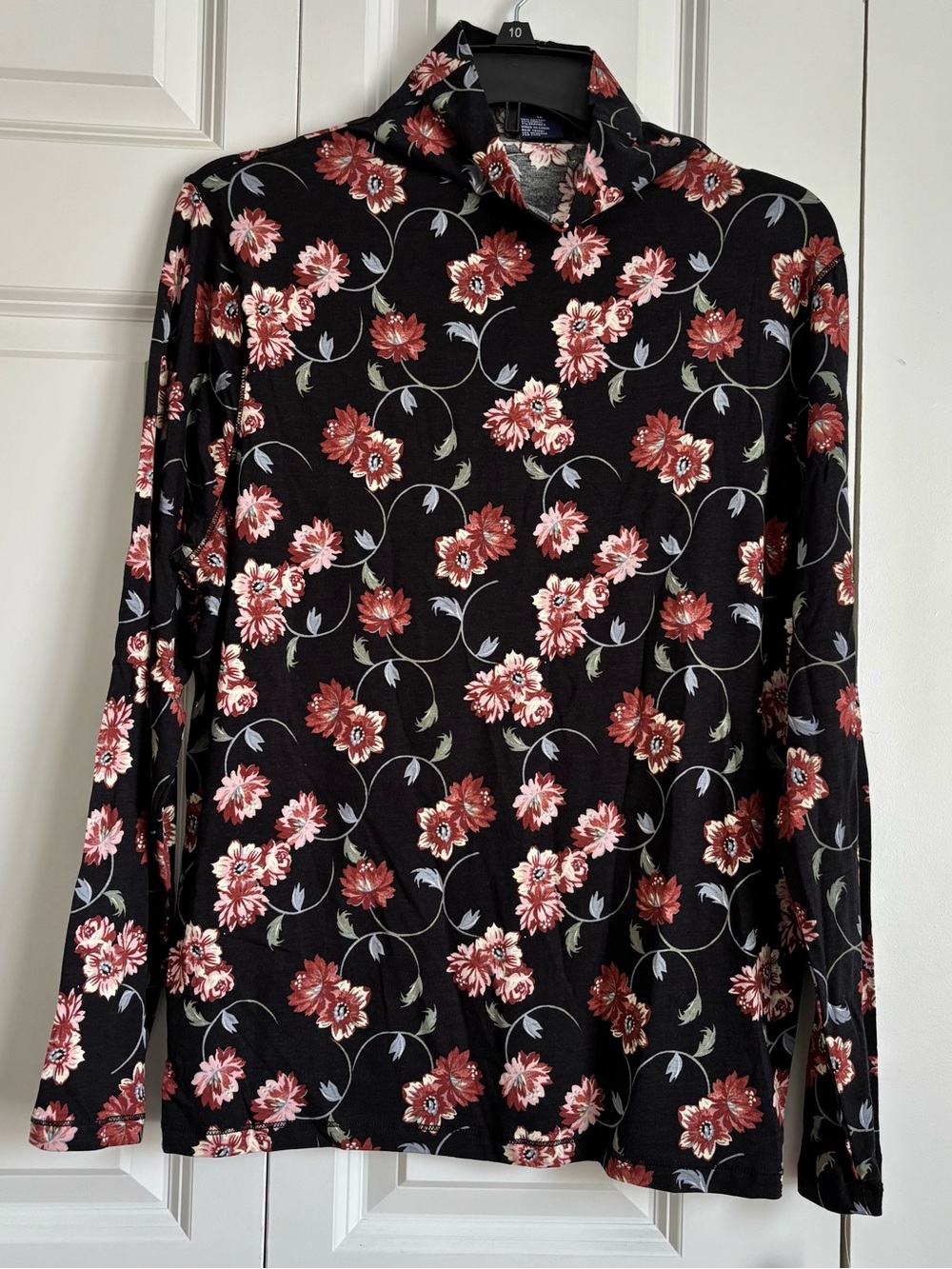 Architect Black Long-Sleeve Collared Top with Red & Pink Floral Print - Picture 1 of 6